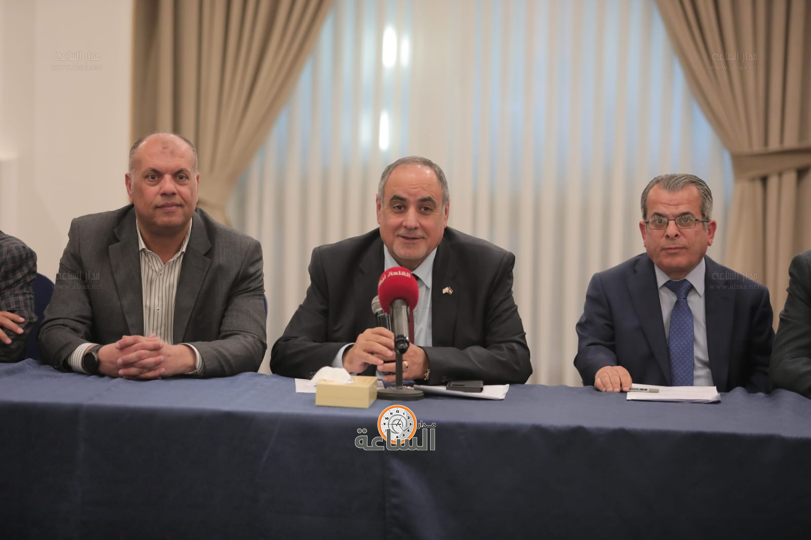 Madar Al-Saa Images 0.5161644273976809