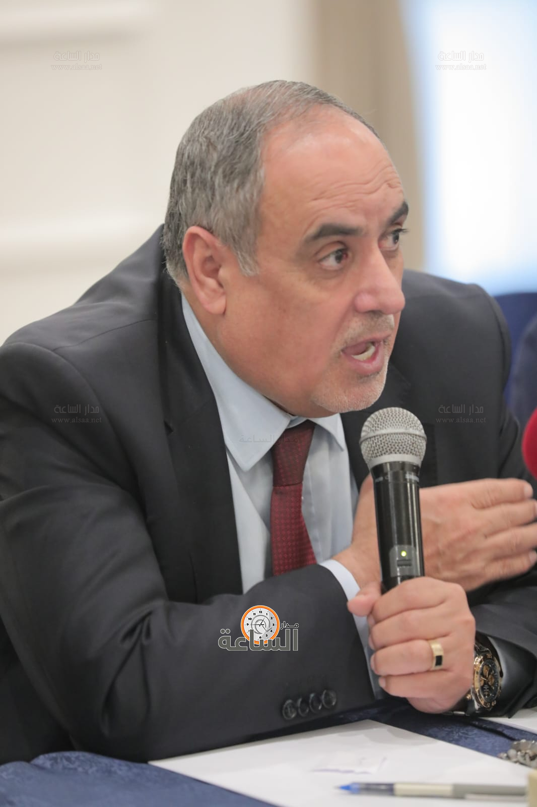 Madar Al-Saa Images 0.6801806738795886