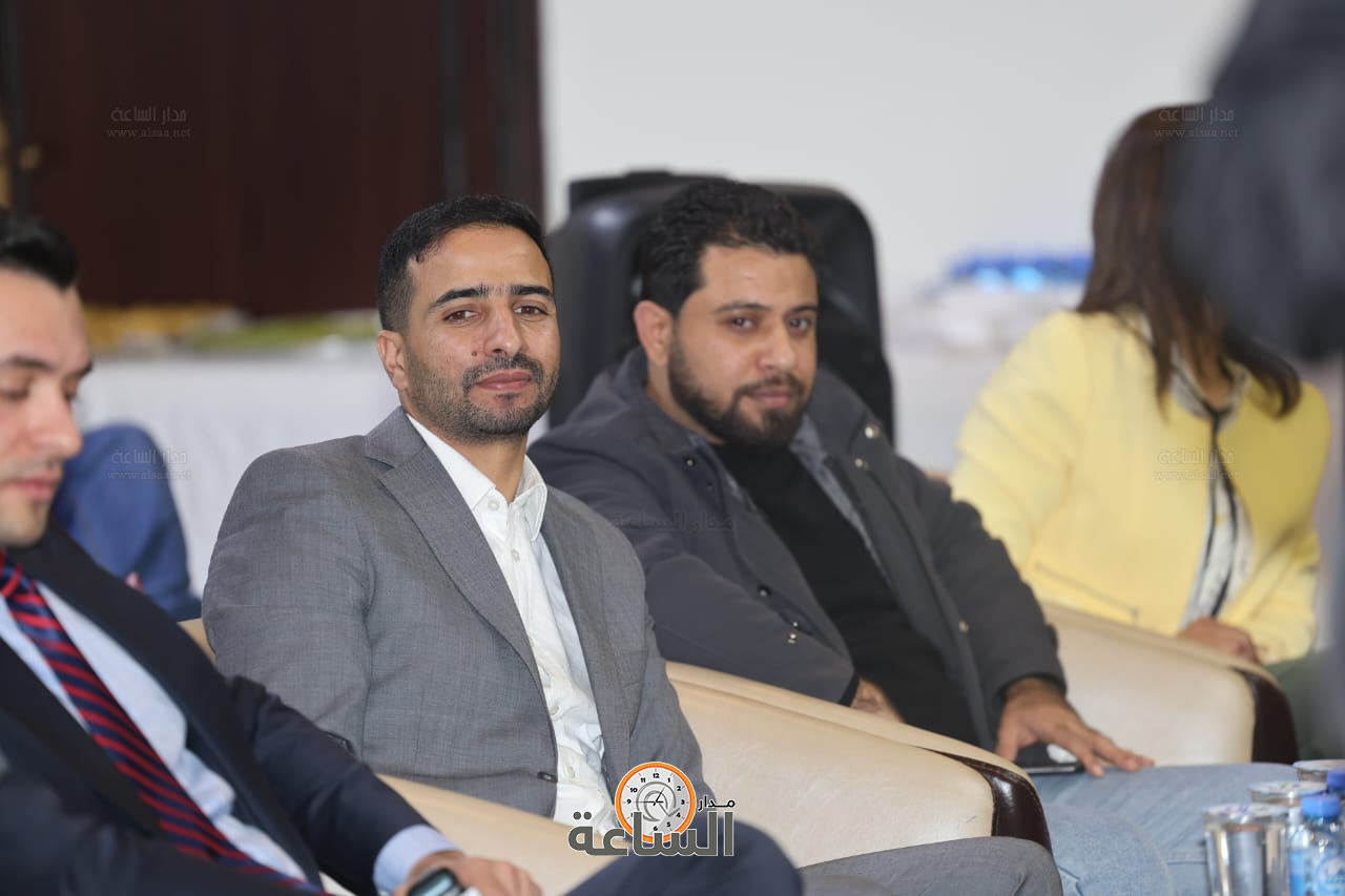 Madar Al-Saa Images 0.11929208286672144