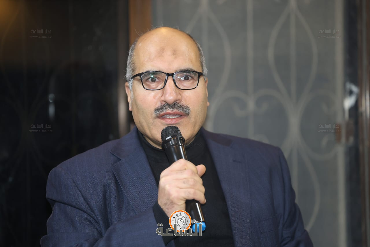 Madar Al-Saa Images 0.49021746902870844