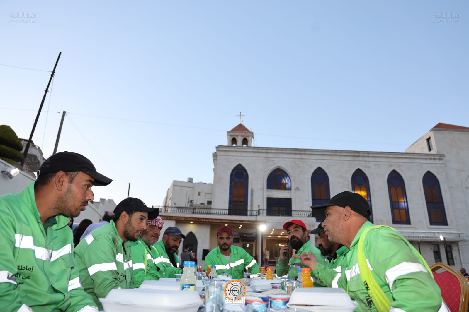 Madar Al-Saa Images 0.7287048551285642