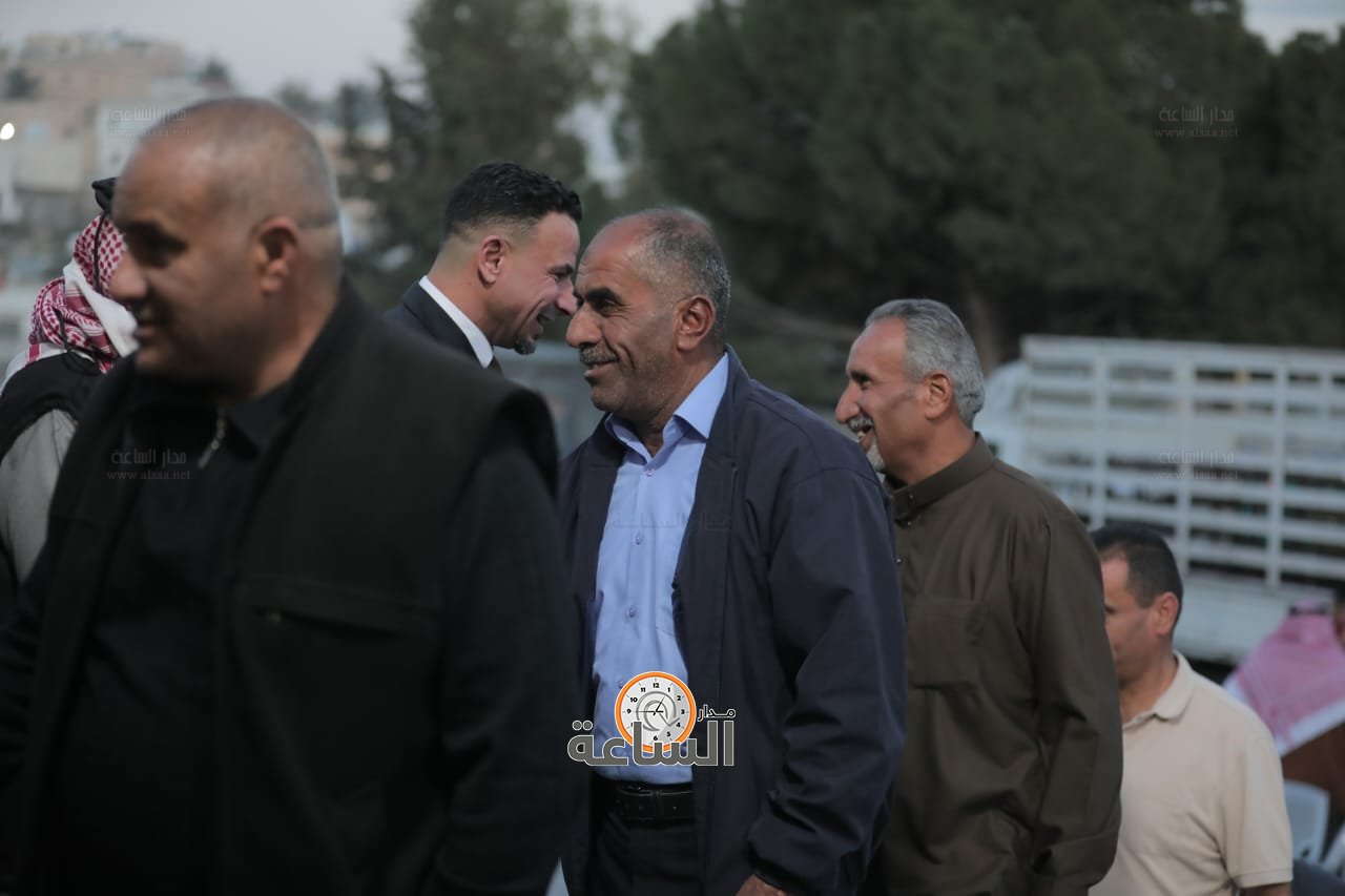 Madar Al-Saa Images 0.012816167425639957