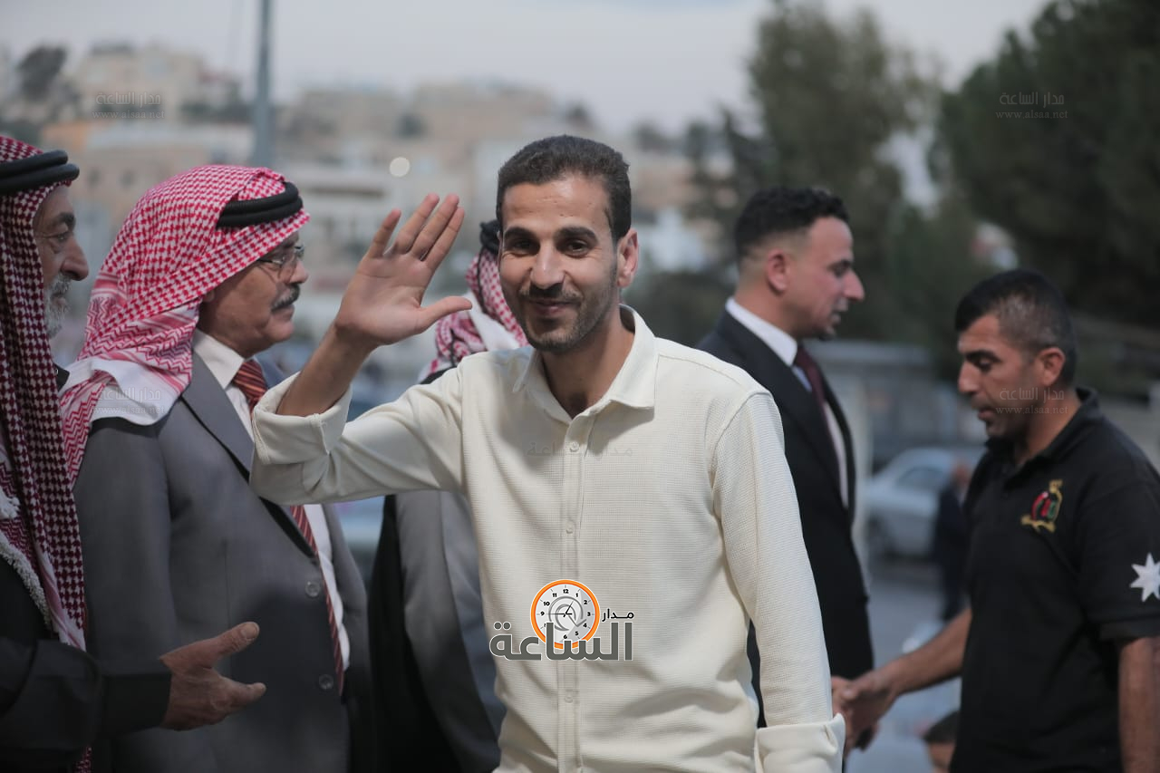 Madar Al-Saa Images 0.6730296475690554