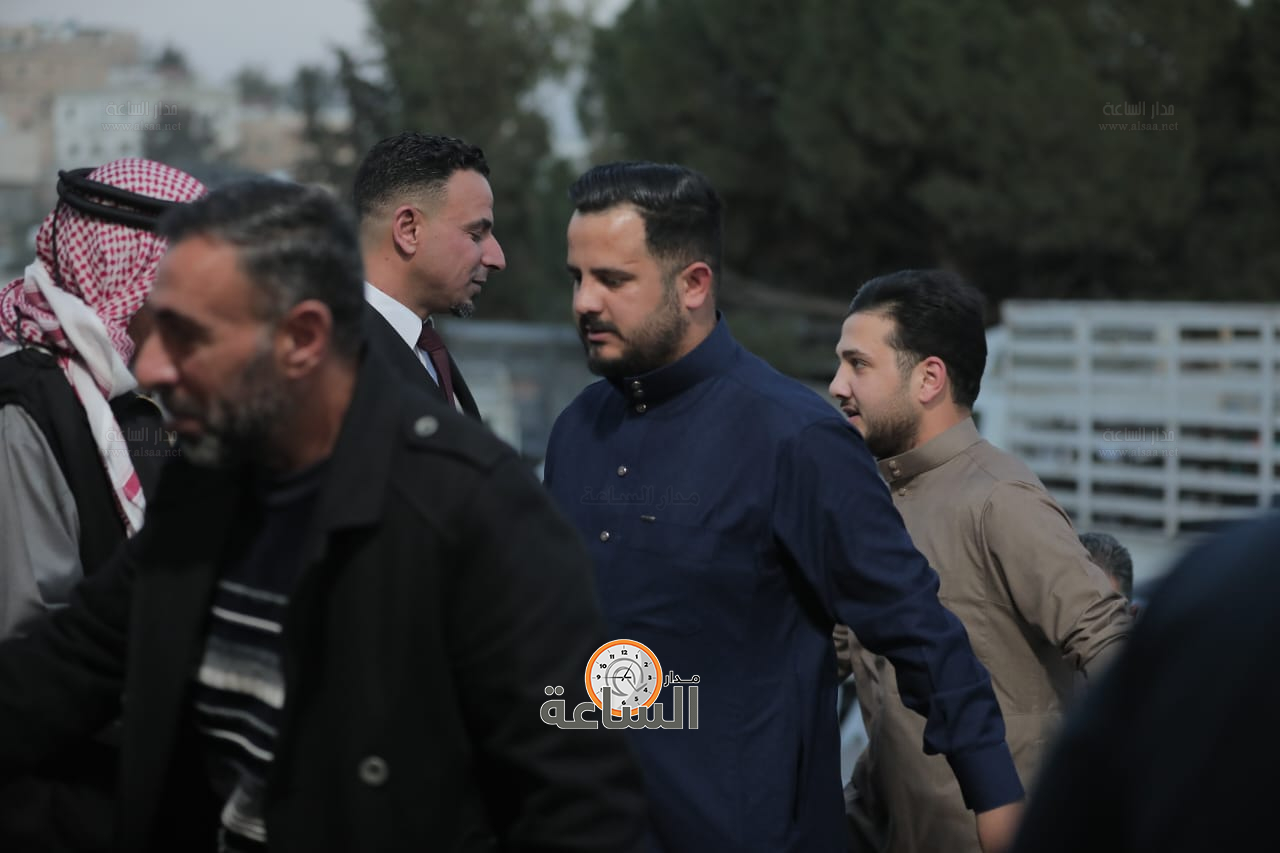 Madar Al-Saa Images 0.9751418197698147