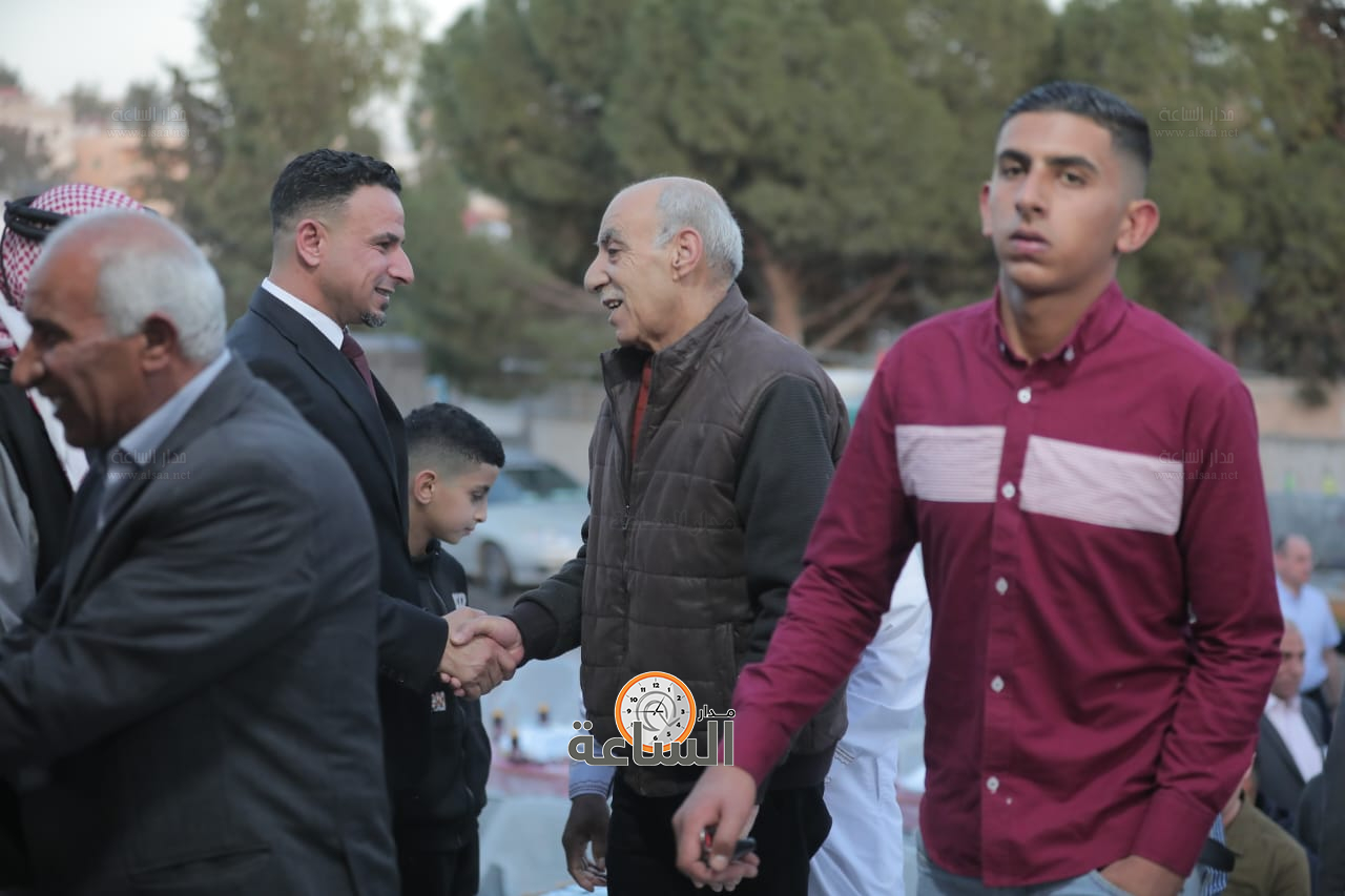 Madar Al-Saa Images 0.01199914453402351