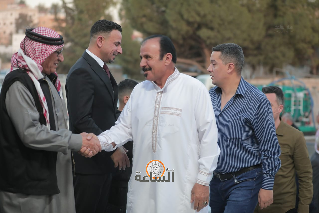 Madar Al-Saa Images 0.5400845787365418