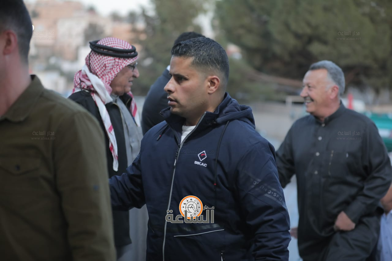 Madar Al-Saa Images 0.7208011382439525