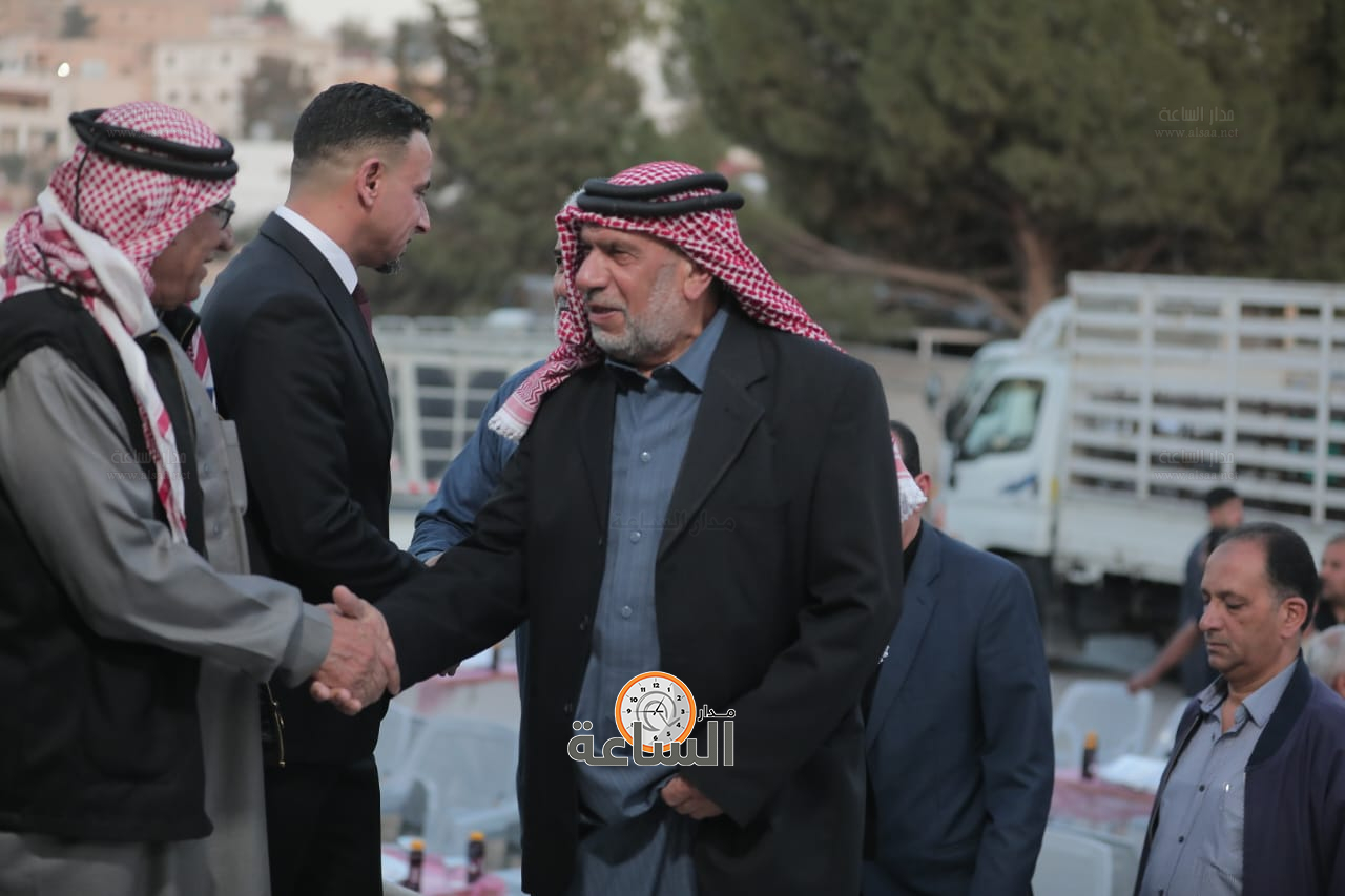 Madar Al-Saa Images 0.18088247263468404