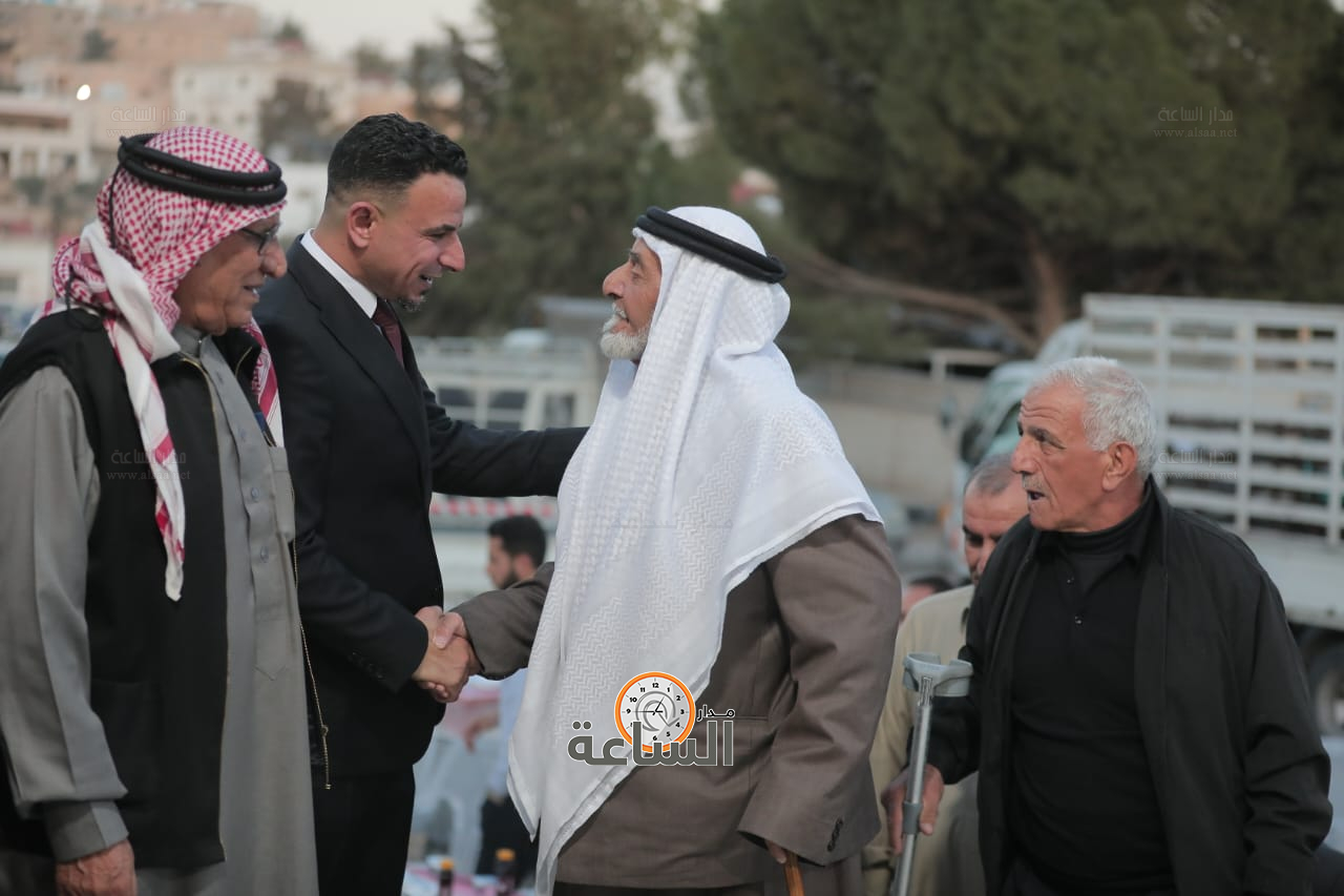 Madar Al-Saa Images 0.10594834881522286