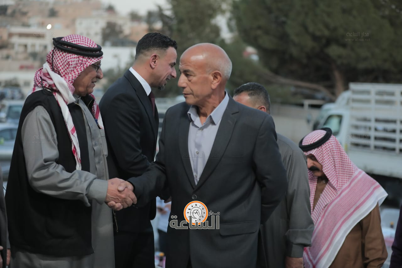 Madar Al-Saa Images 0.4443387132278487