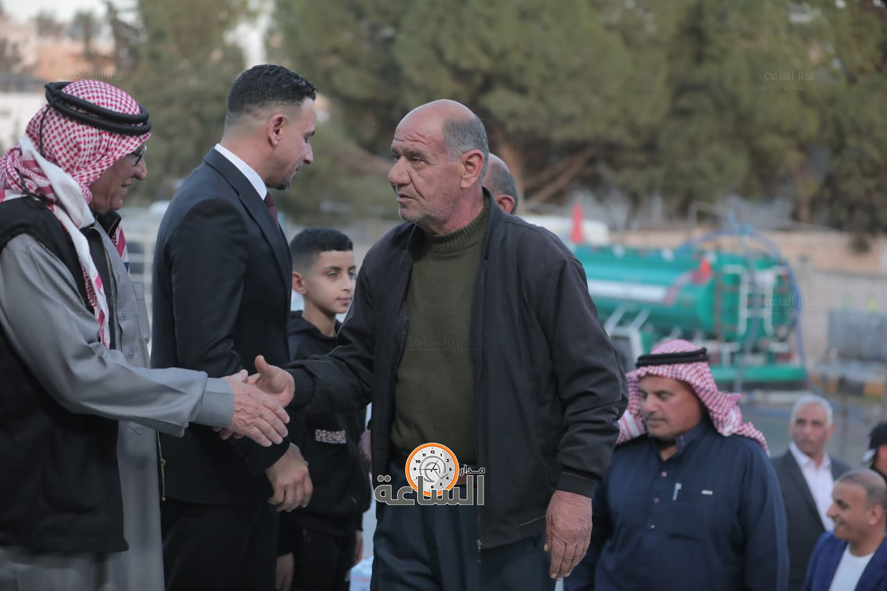 Madar Al-Saa Images 0.5745014636403221