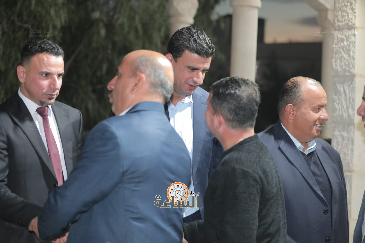 Madar Al-Saa Images 0.5507638856051016