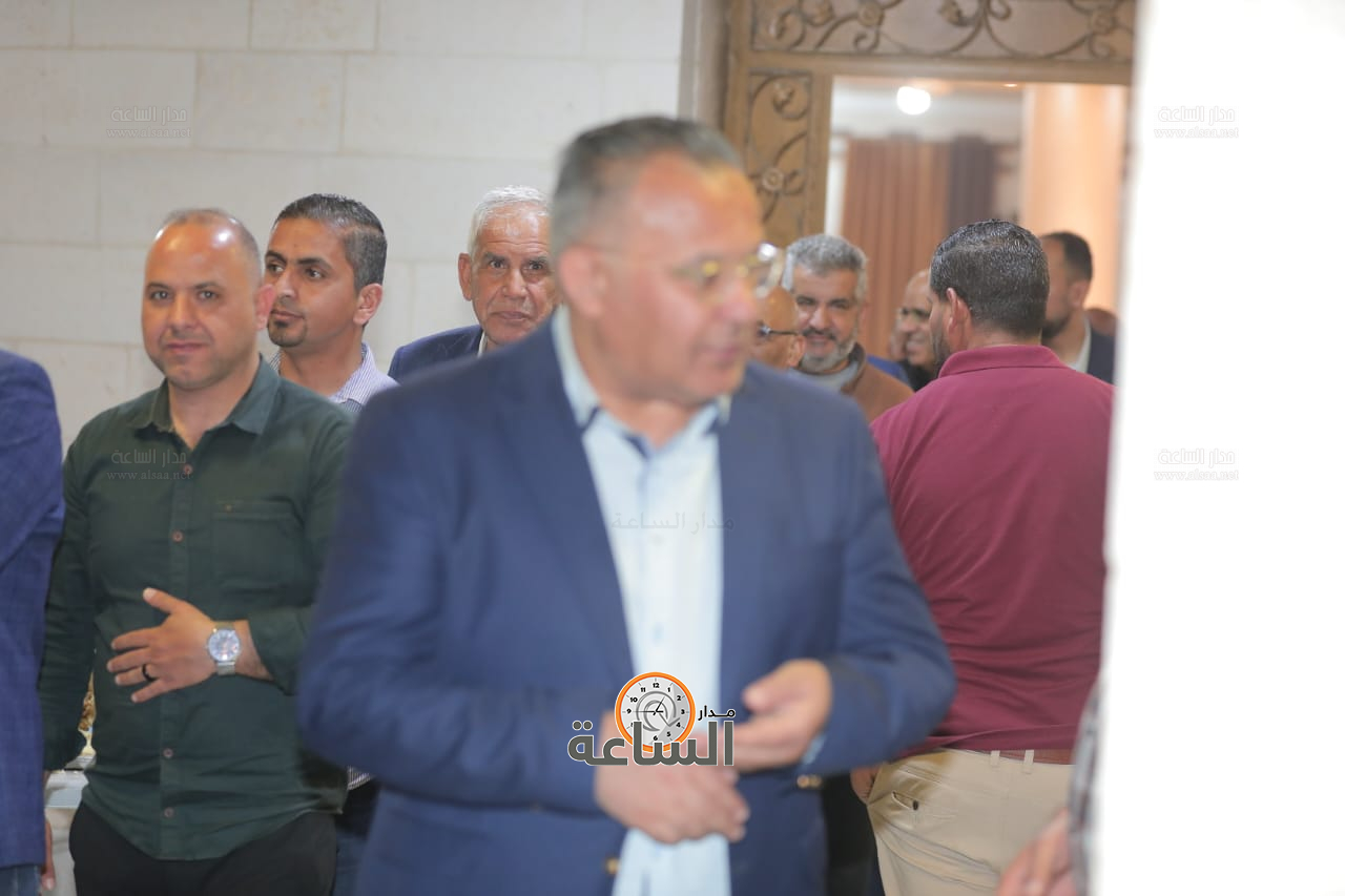 Madar Al-Saa Images 0.7555005595915736