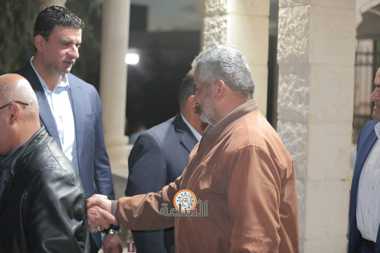 Madar Al-Saa Images 0.8532972042934752