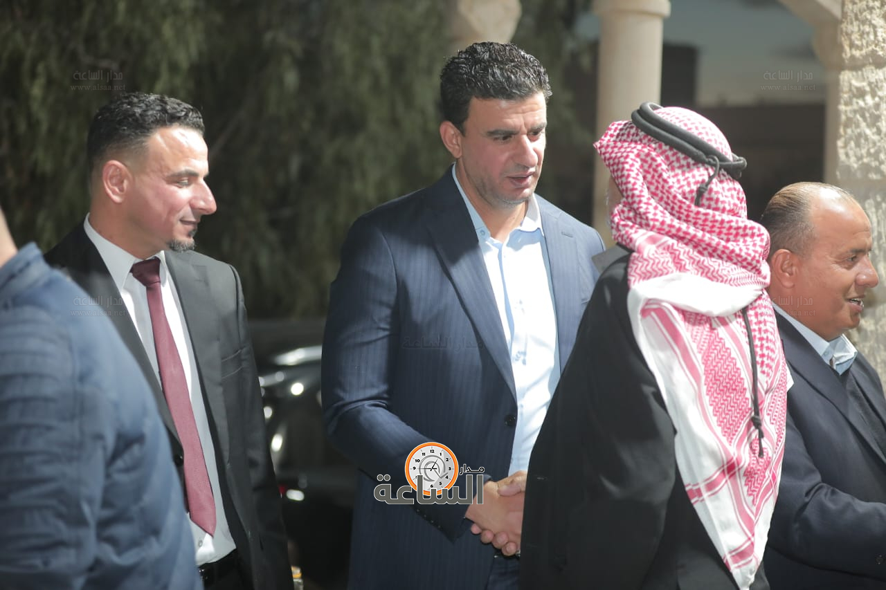 Madar Al-Saa Images 0.3041821321333469