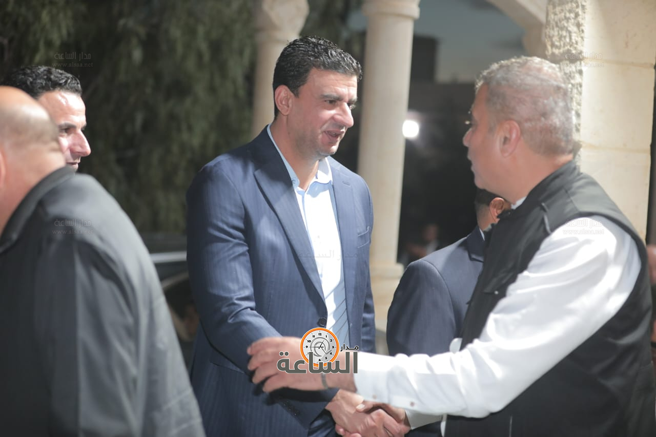 Madar Al-Saa Images 0.43221055204179315