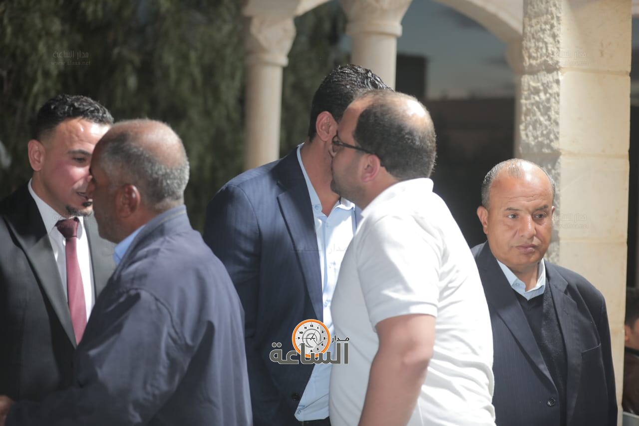 Madar Al-Saa Images 0.04920261140181337