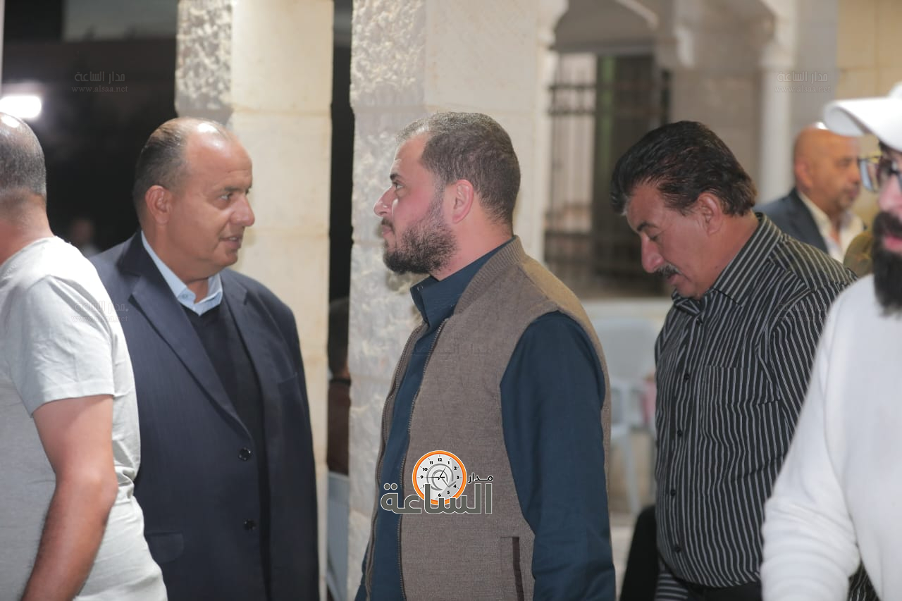 Madar Al-Saa Images 0.40614000821048246