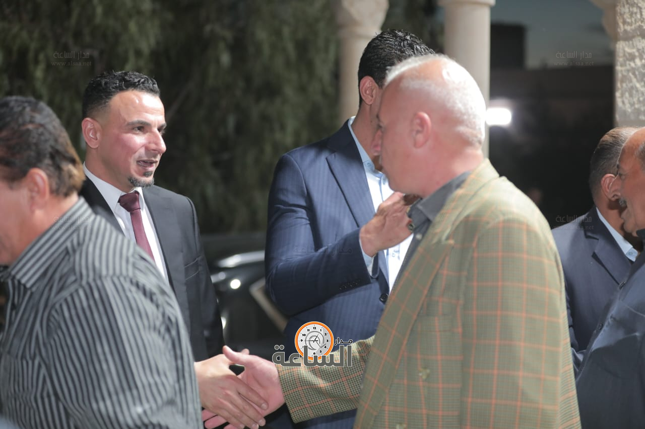 Madar Al-Saa Images 0.384715650301209