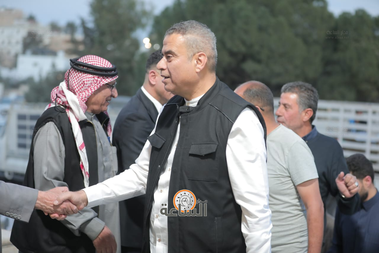 Madar Al-Saa Images 0.79546477386221