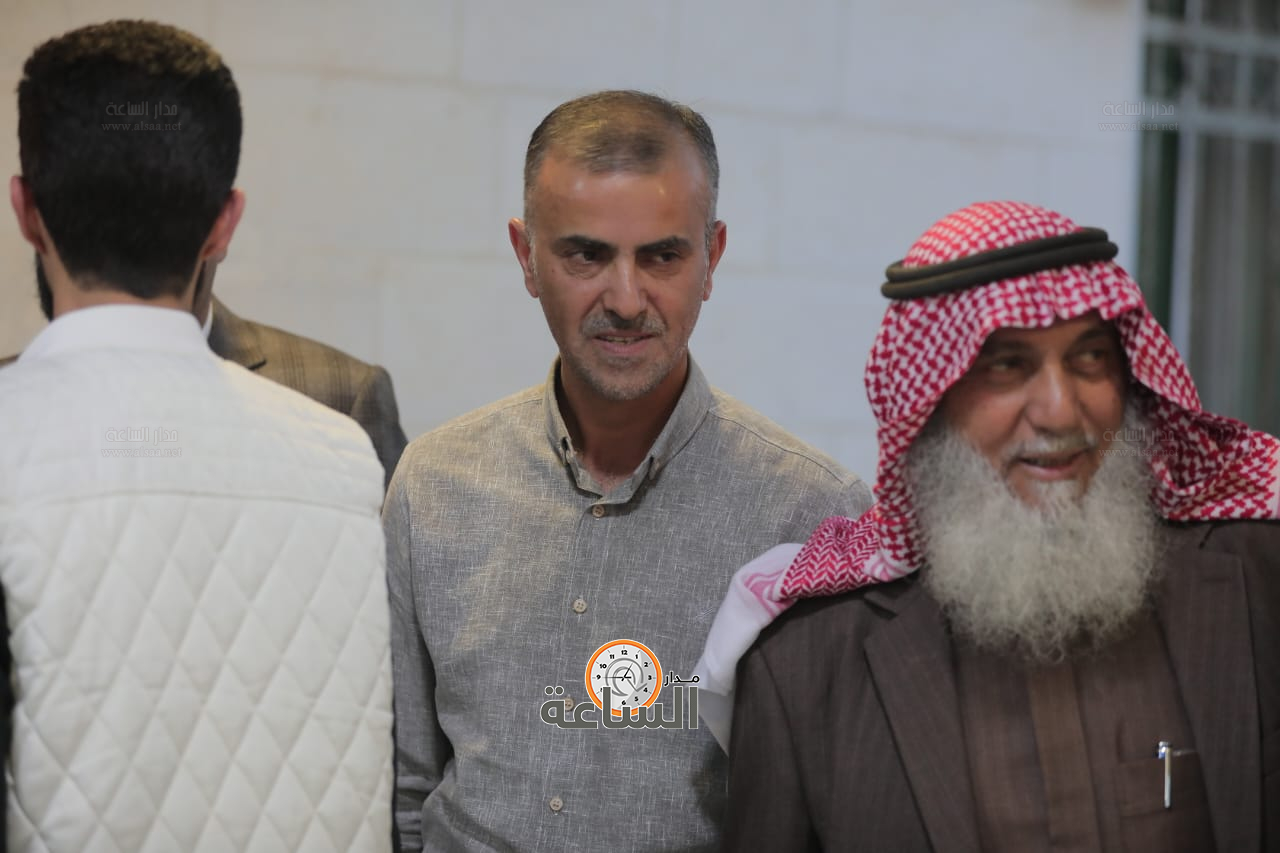 Madar Al-Saa Images 0.3426967225854167