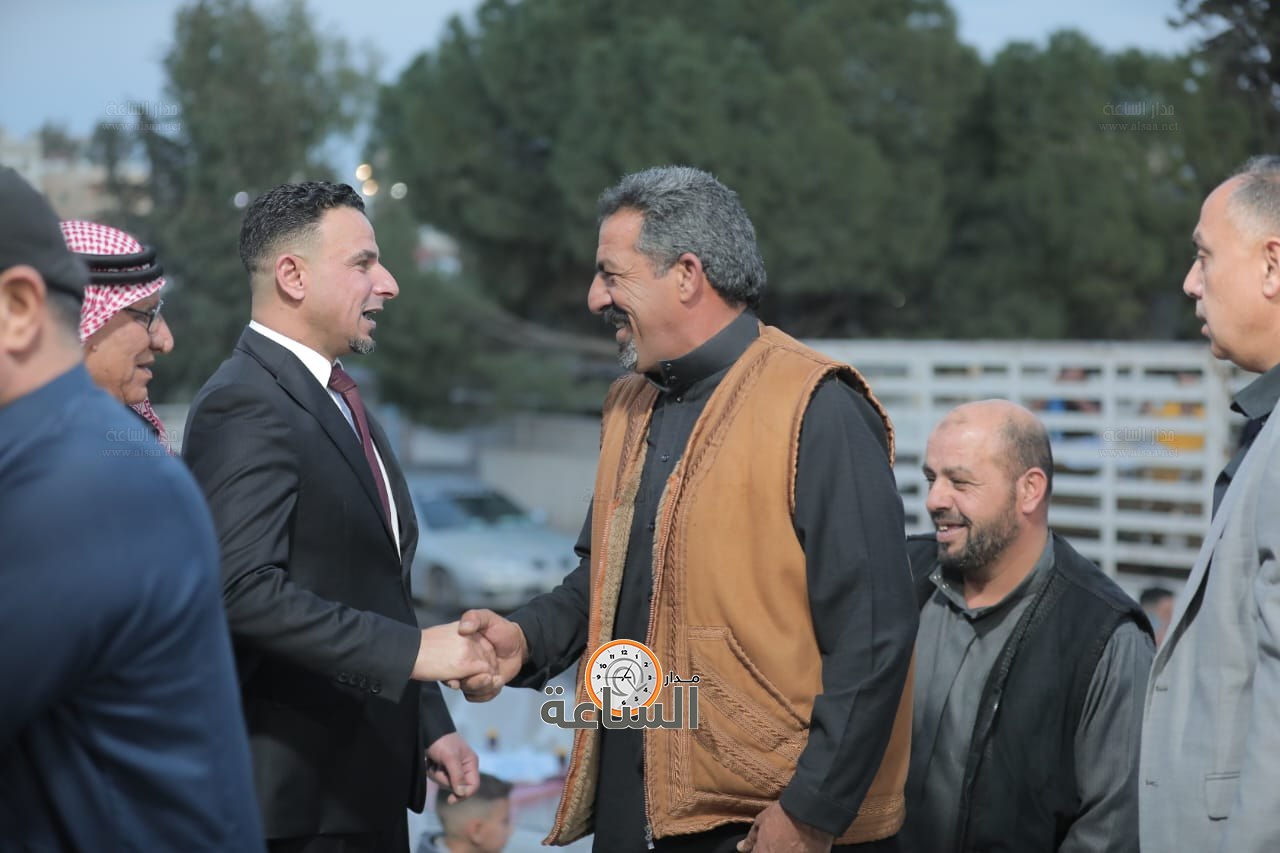 Madar Al-Saa Images 0.10861428677377005