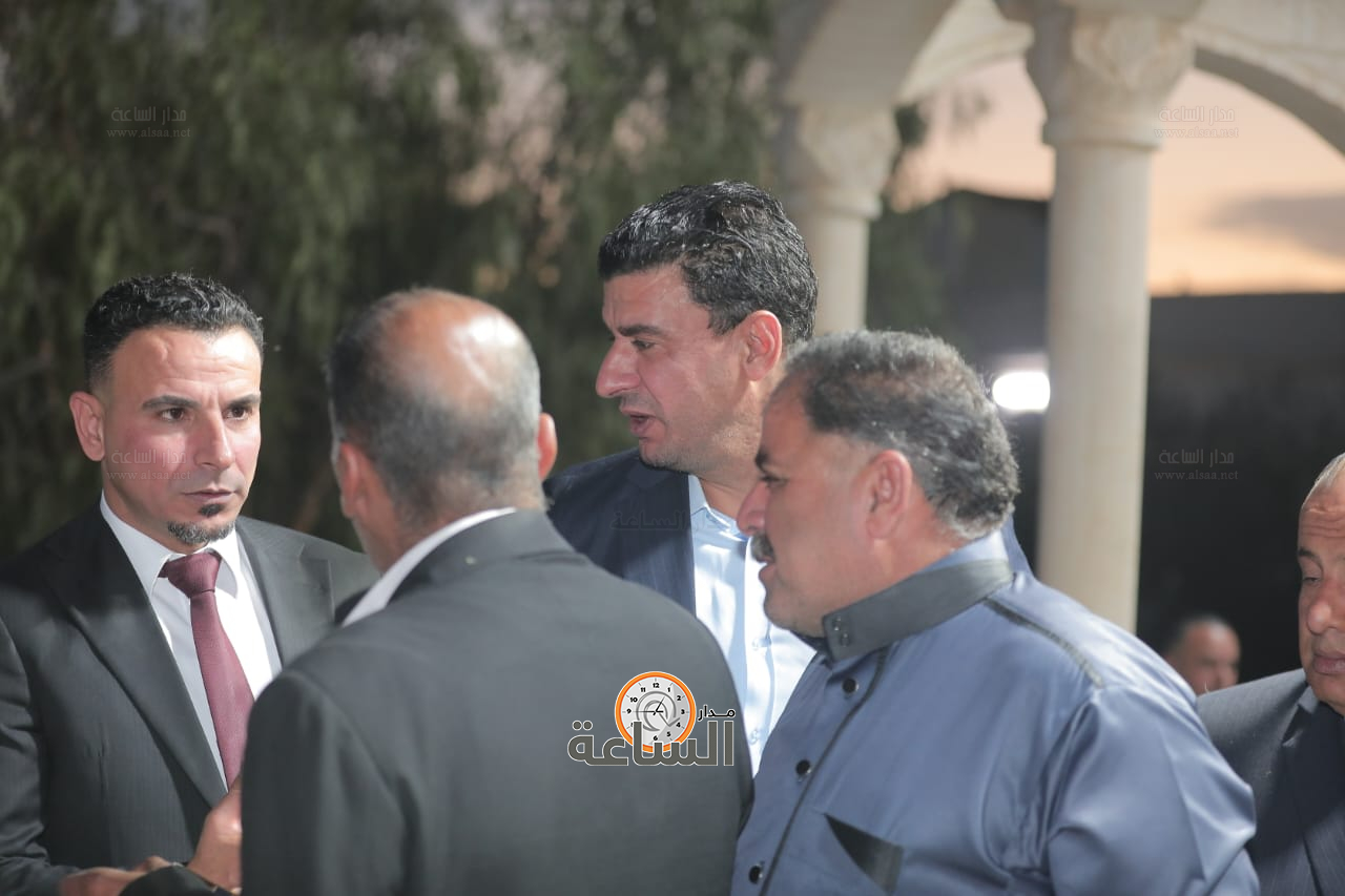 Madar Al-Saa Images 0.4004258998983168