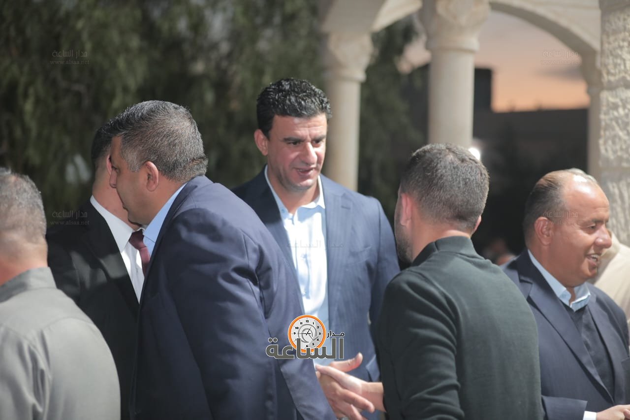 Madar Al-Saa Images 0.7661034377051186