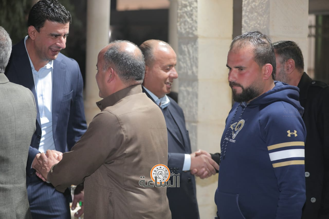 Madar Al-Saa Images 0.46622856043335115