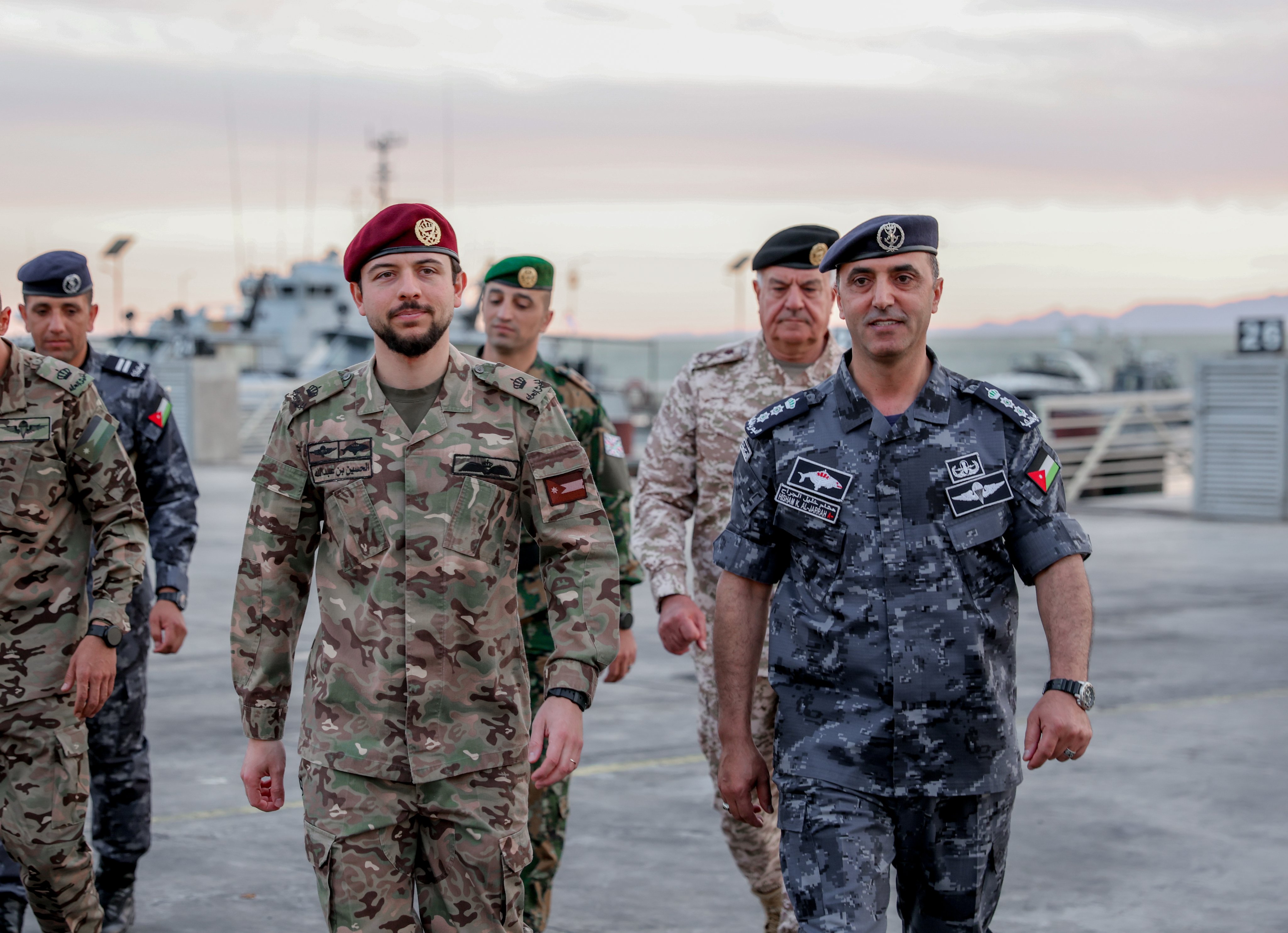 Madar Al-Saa Images 0.03830729298184443