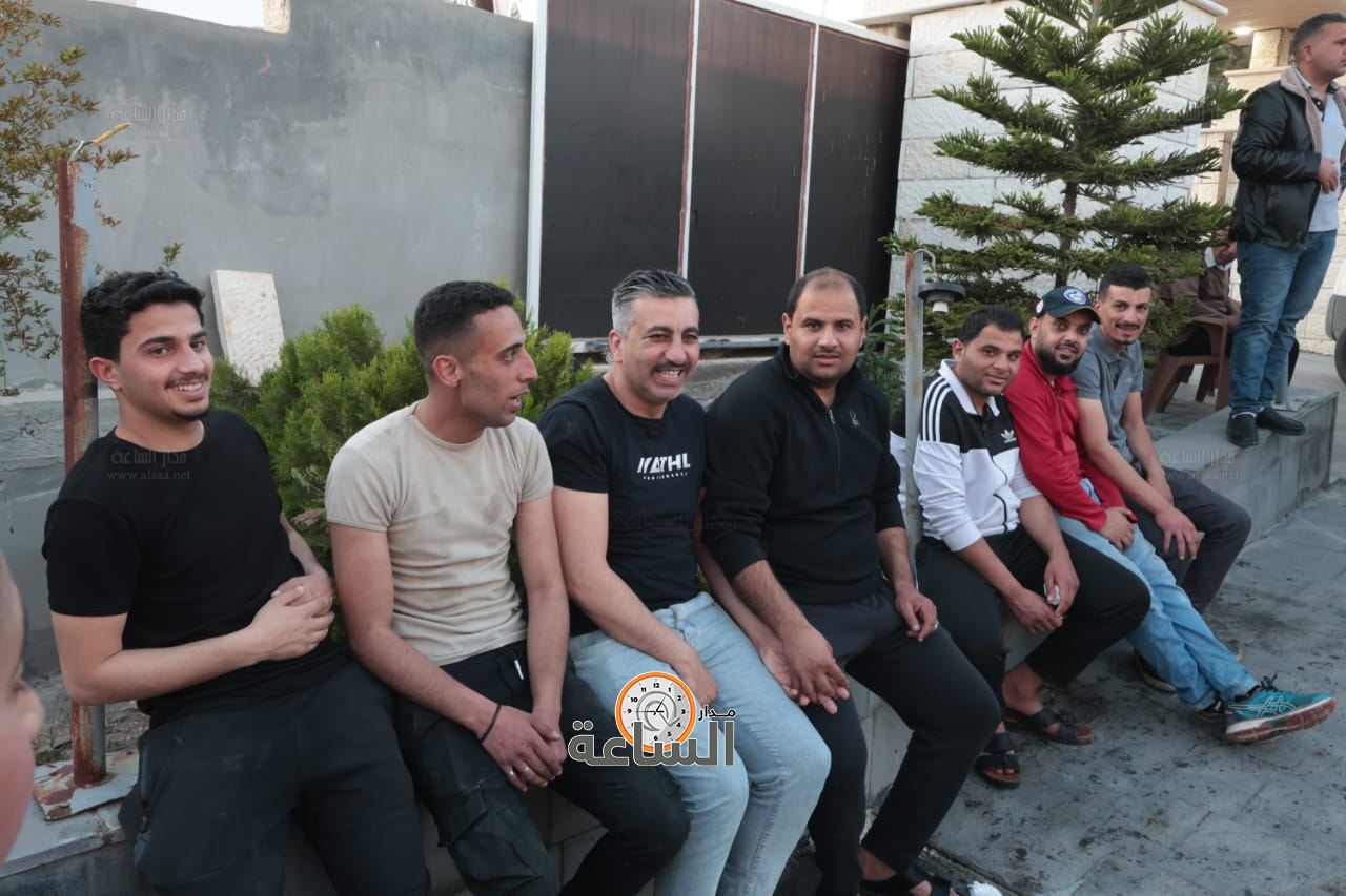 Madar Al-Saa Images 0.017459432448268863