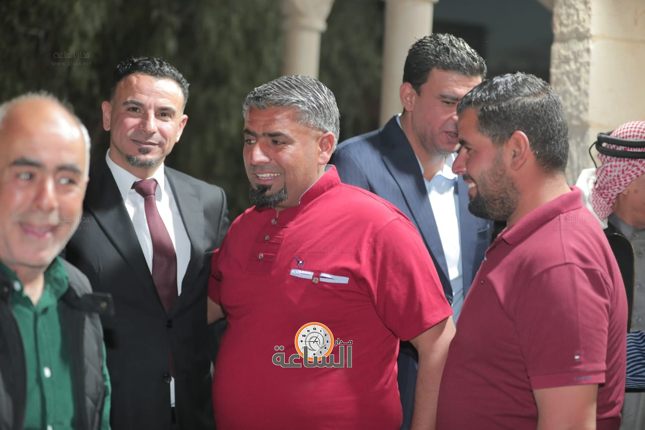 Madar Al-Saa Images 0.9531736795755492