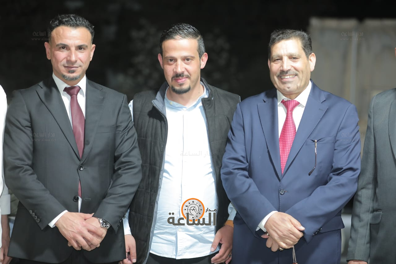 Madar Al-Saa Images 0.913906379049793