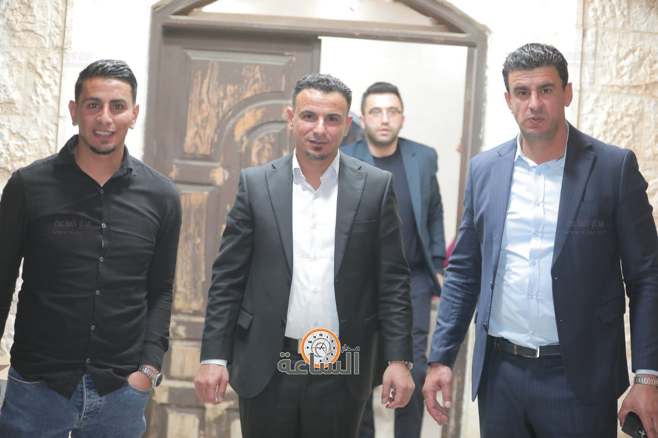 Madar Al-Saa Images 0.40075067791551455