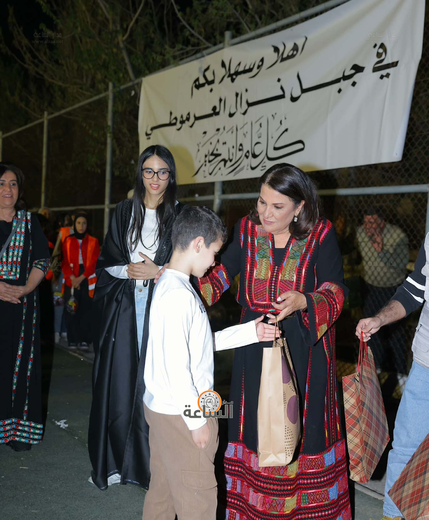 Madar Al-Saa Images 0.03874221951303203