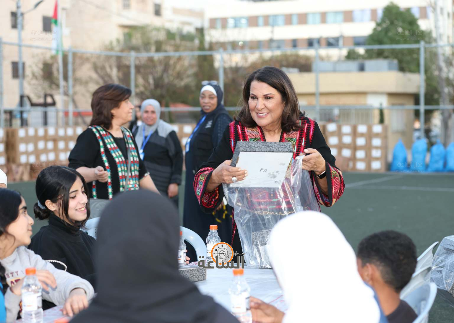 Madar Al-Saa Images 0.4697745534664004