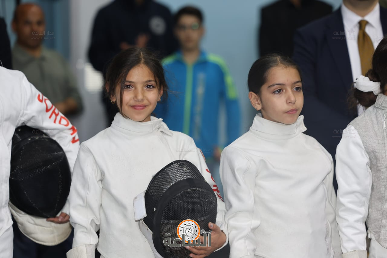 Madar Al-Saa Images 0.7855547872559954