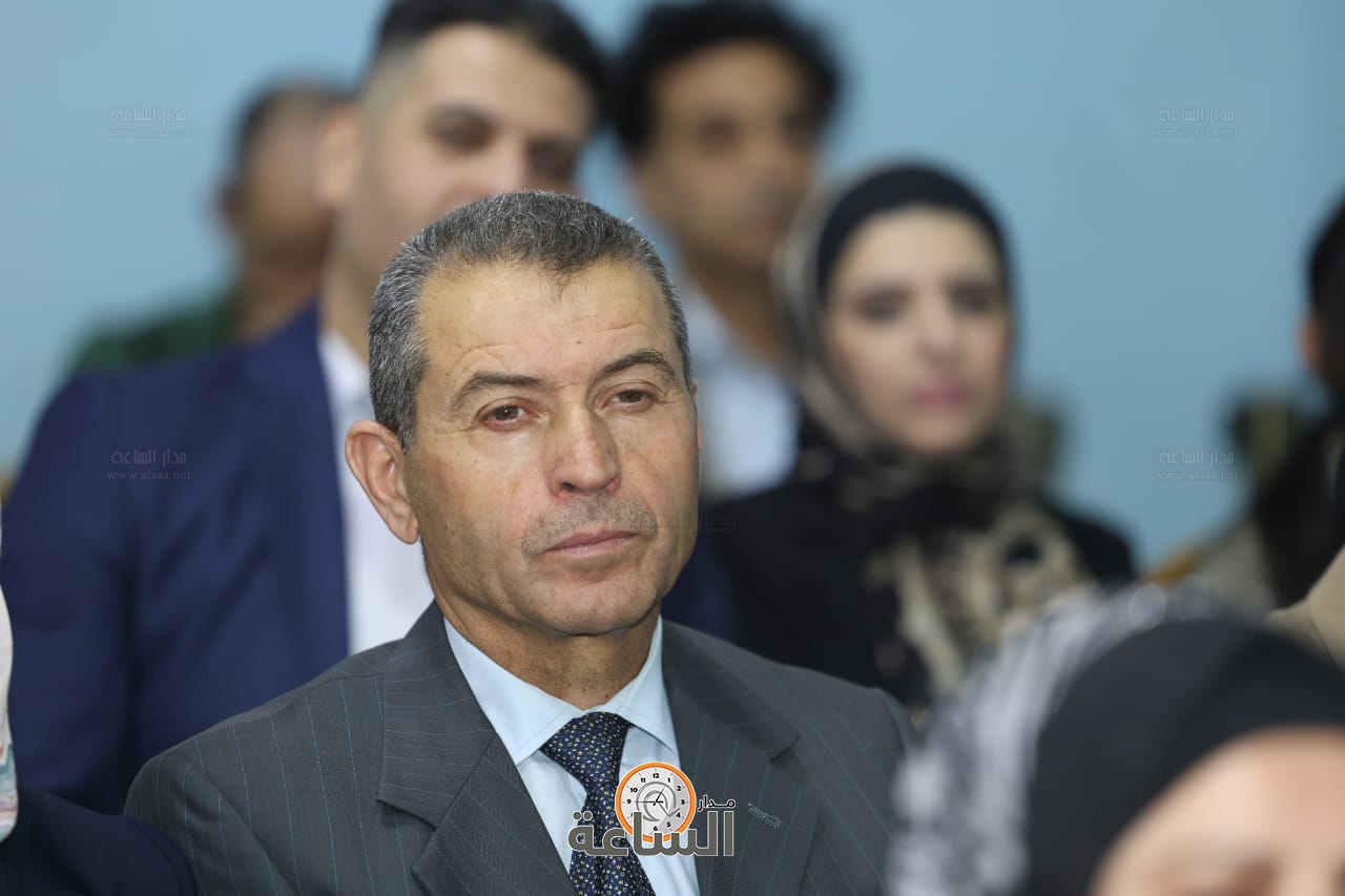 Madar Al-Saa Images 0.48351547699343267