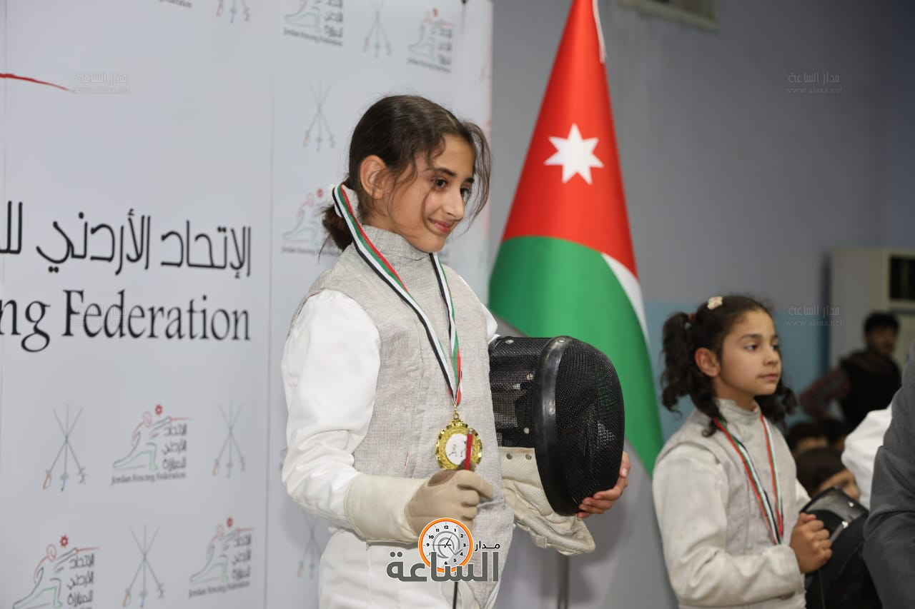 Madar Al-Saa Images 0.9570073845464238