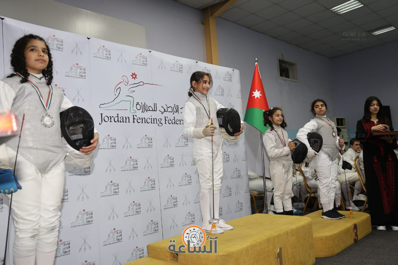 Madar Al-Saa Images 0.16874069176790774