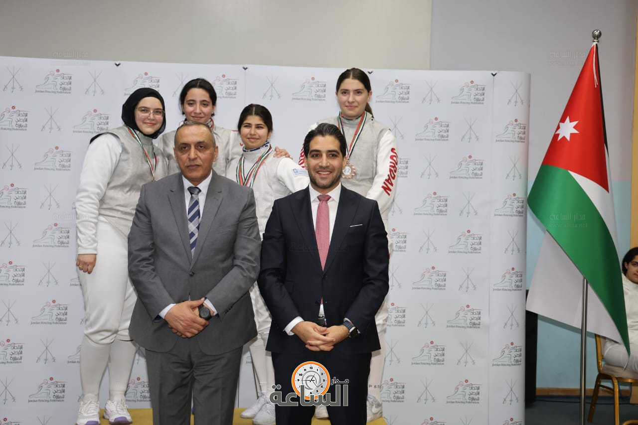 Madar Al-Saa Images 0.901911536828532