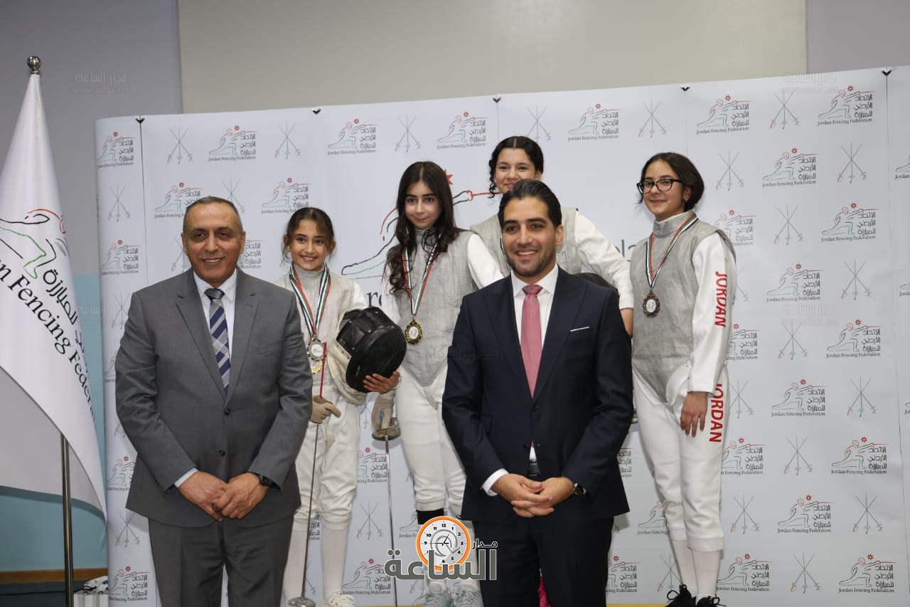 Madar Al-Saa Images 0.4977999005874536