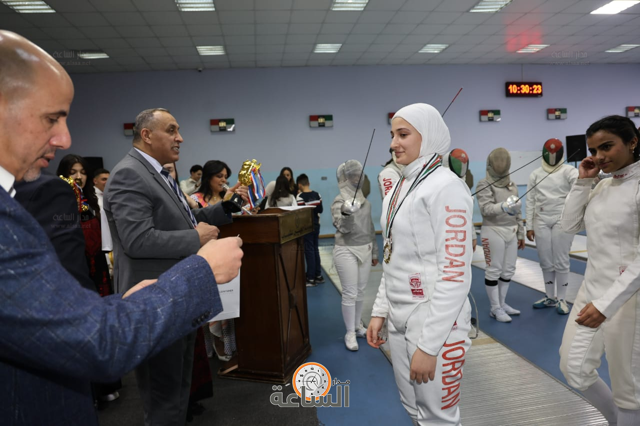 Madar Al-Saa Images 0.39720331353824423