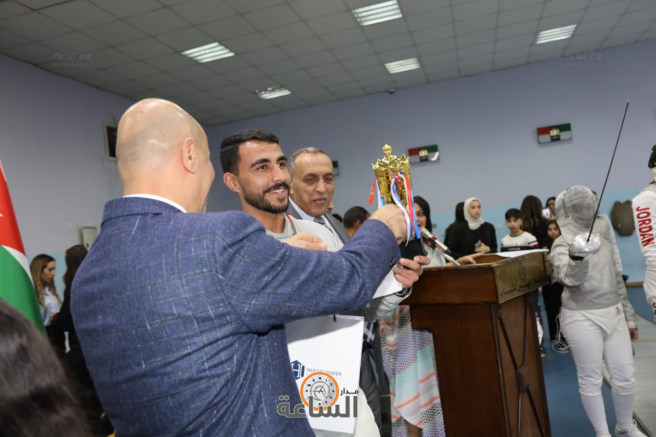 Madar Al-Saa Images 0.4410322506314064