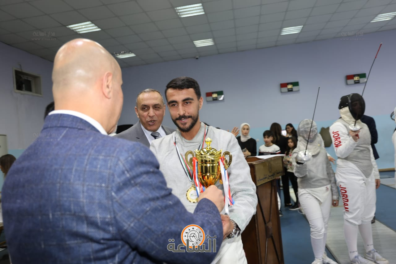 Madar Al-Saa Images 0.9800799618752614