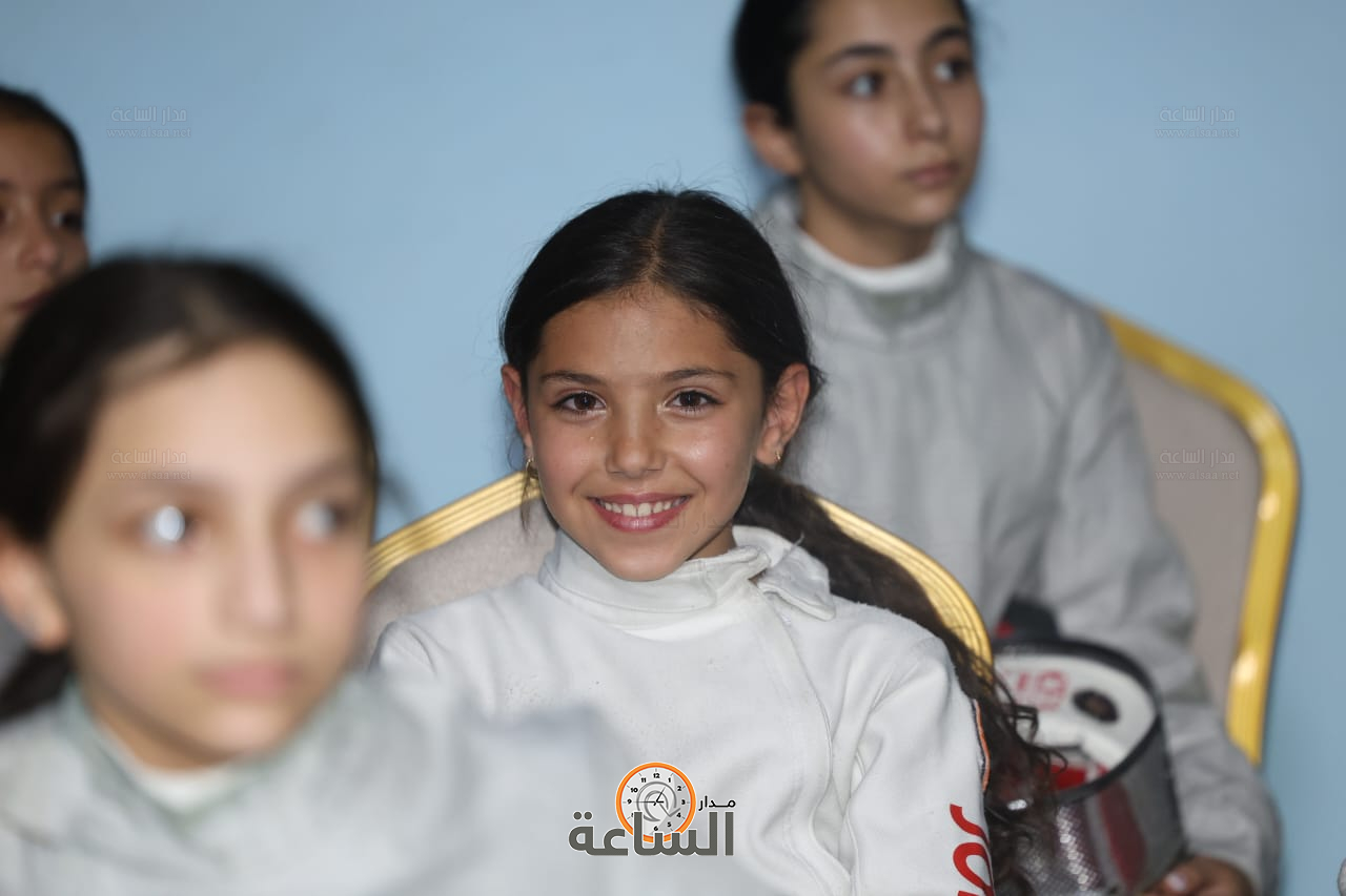 Madar Al-Saa Images 0.1464490853014493