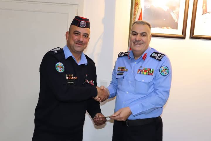 Madar Al-Saa Images 0.9841959609387263