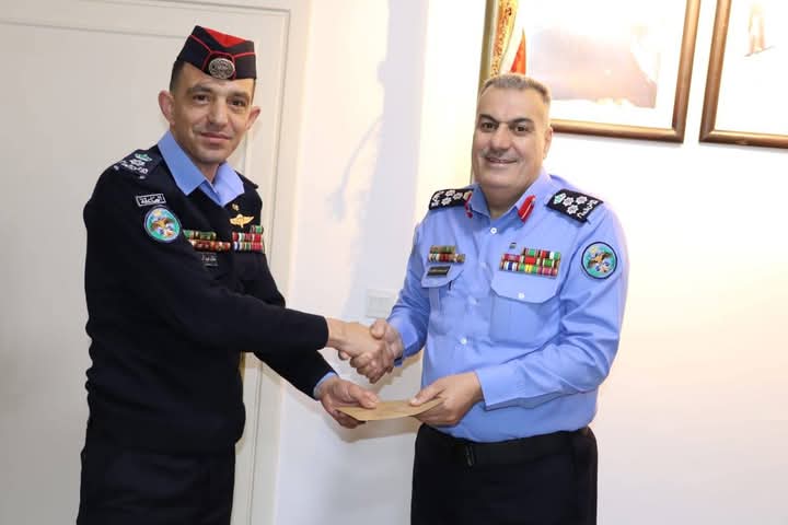 Madar Al-Saa Images 0.2502245926332285