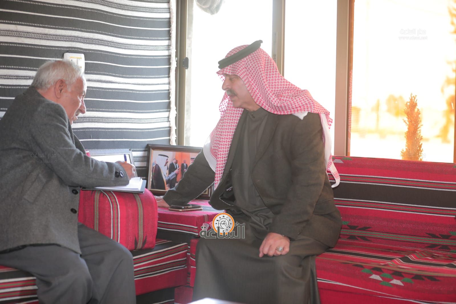 Madar Al-Saa Images 0.4478848288410624