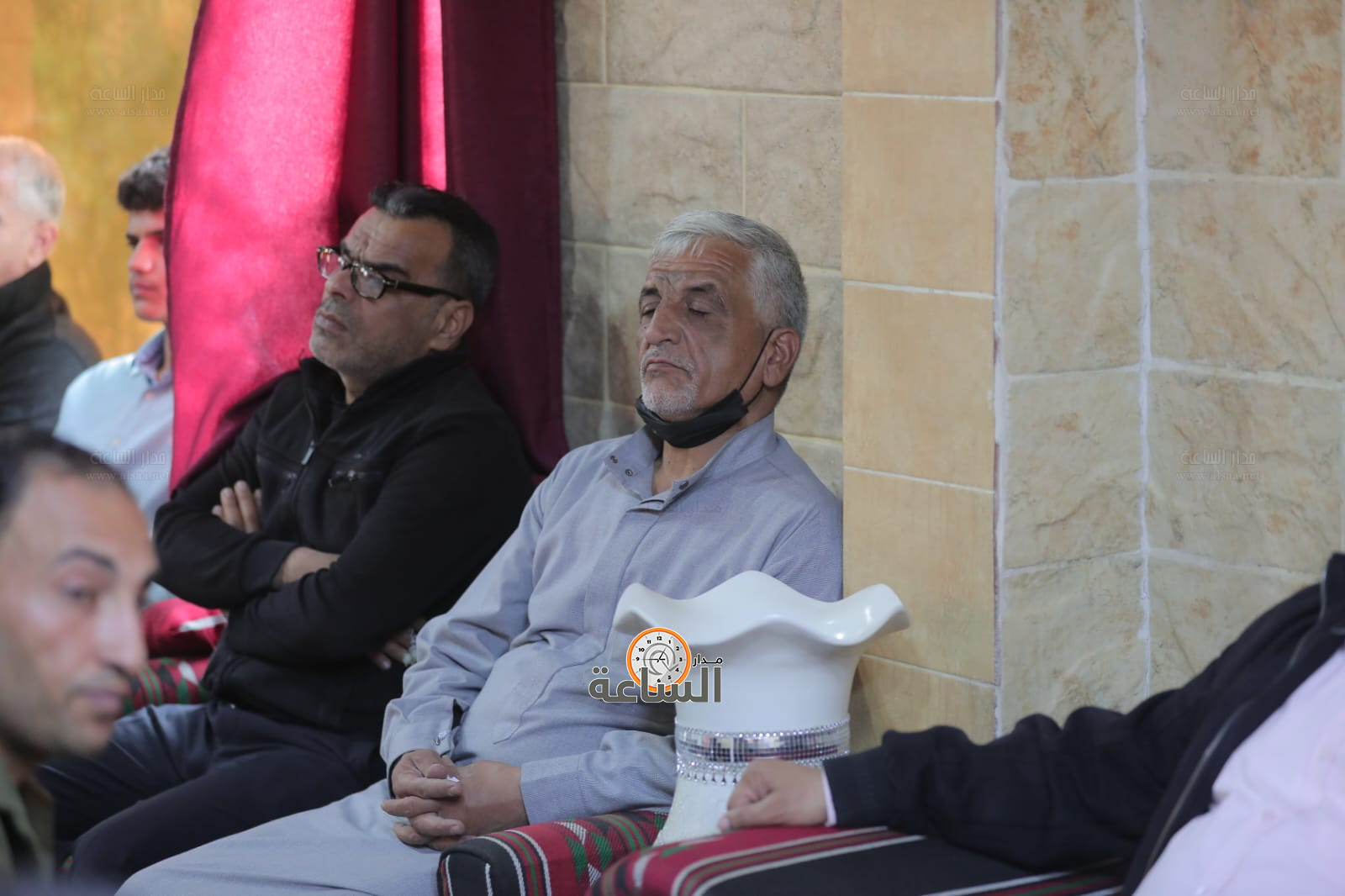 Madar Al-Saa Images 0.7924690705224768